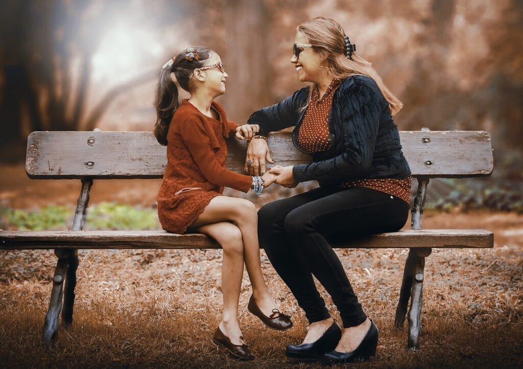Stylish and Practical Fashion Tips for Moms Lins Hearts Stylish and Practical Fashion Tips for Moms