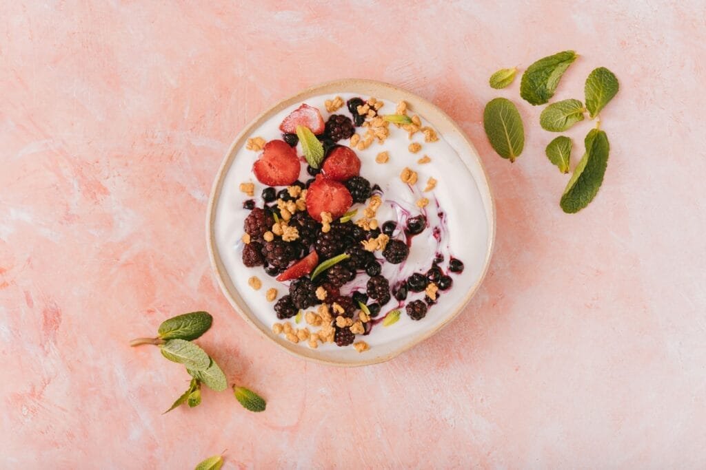 pexelsphoto68233396823339 Lins Hearts Breakfast Smoothie Bowl with Fruit and Nuts