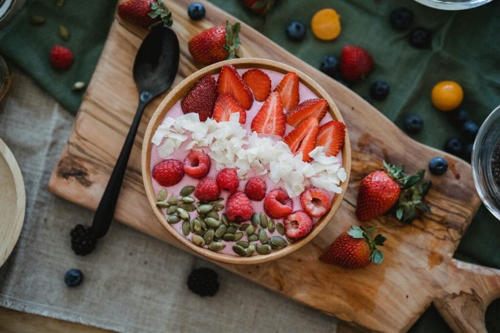 SkinFriendly Diet Lins Hearts Sliced Fruits in the Bowl